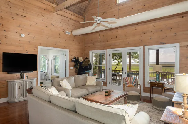$1,275,000 | 226 Old House Lane, Dewees Island, SC 29429