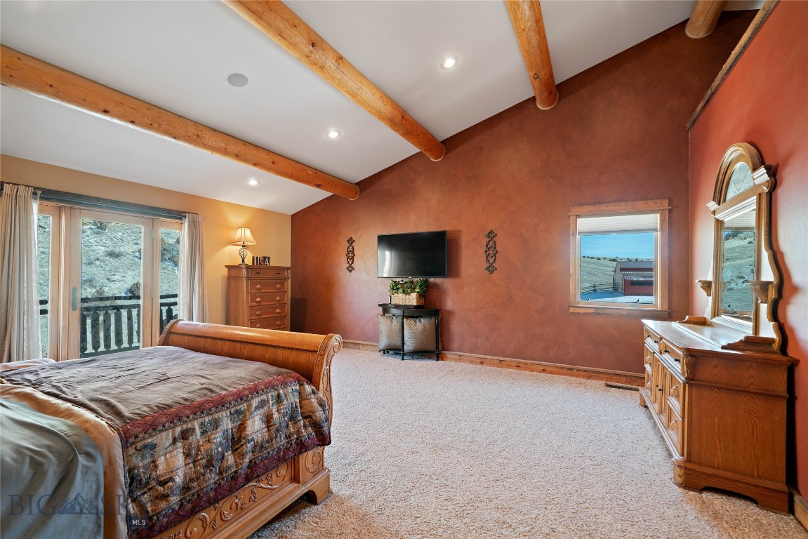 1460 Horseshoe Gulch Road Manhattan, MT 59741 - Photo 53 of 99 Master Suite