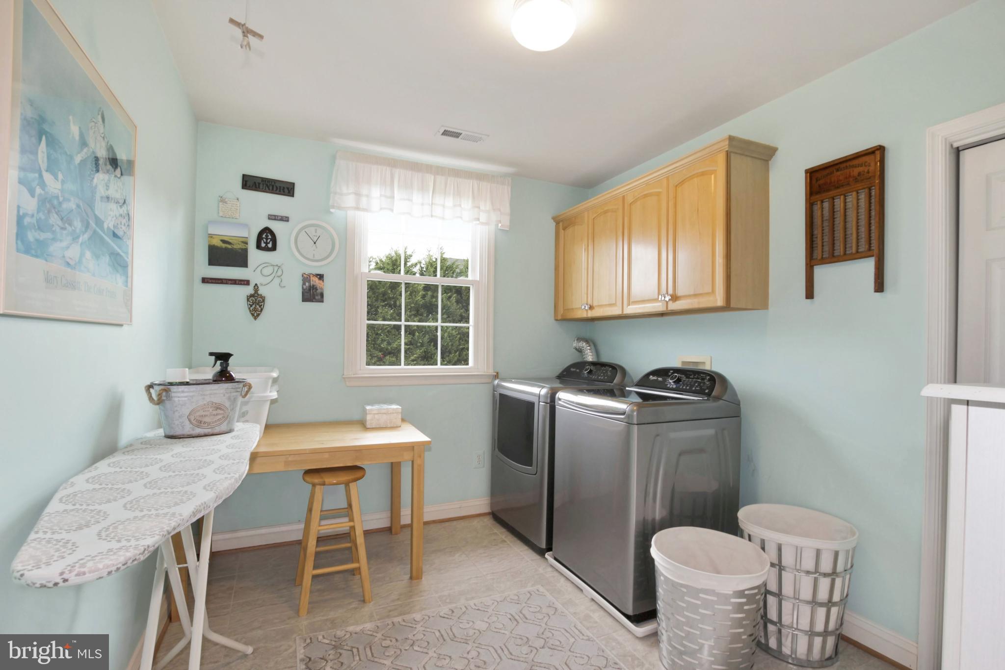 18223 Wickham Road Olney, MD 20832 - Photo 35 of 48 Laundry Room - Upper Level