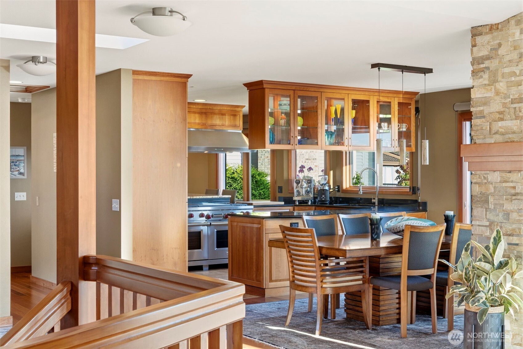 13705 68th Avenue West Edmonds, WA 98026 - Photo 16 of 40