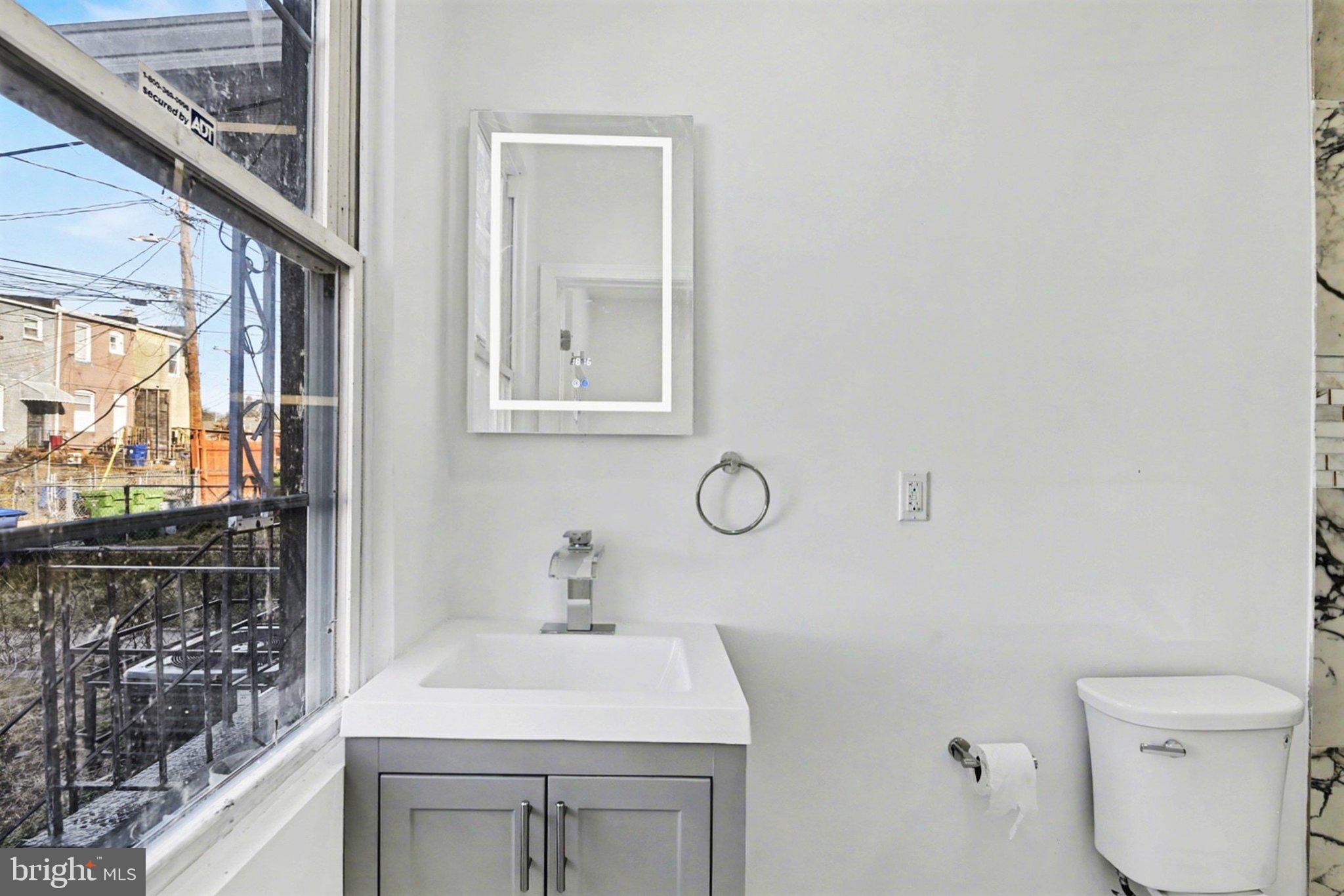 210 North Monastery Avenue Baltimore, MD 21229 - Photo 16 of 24