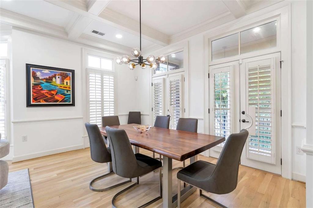 201 Riversgate Drive Atlanta, GA 30339 - Photo 11 of 69 a view of a dining room with furniture window and wooden floor