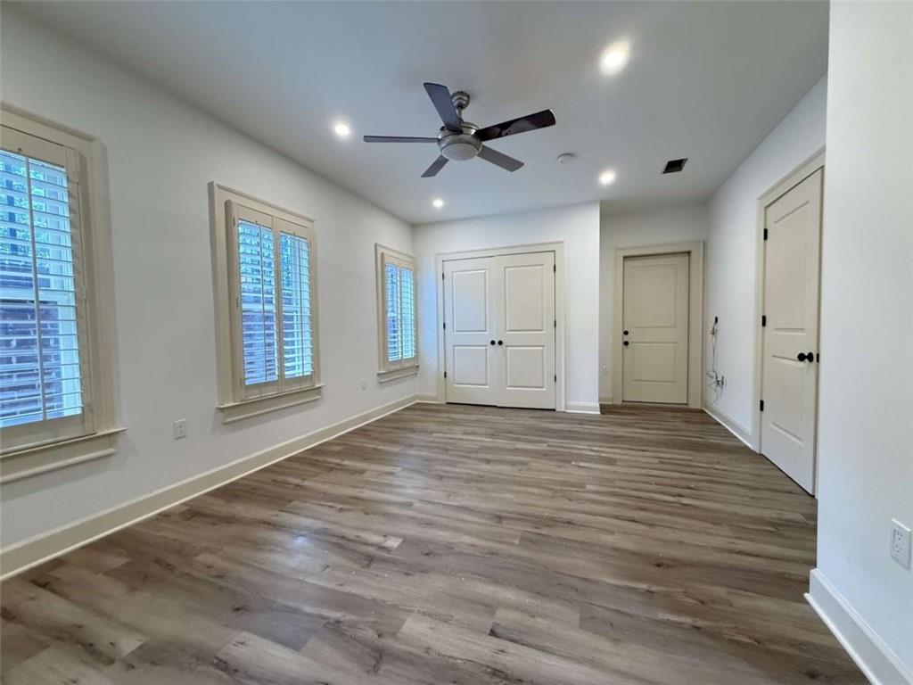 201 Riversgate Drive Atlanta, GA 30339 - Photo 57 of 69 a view of an empty room with a window