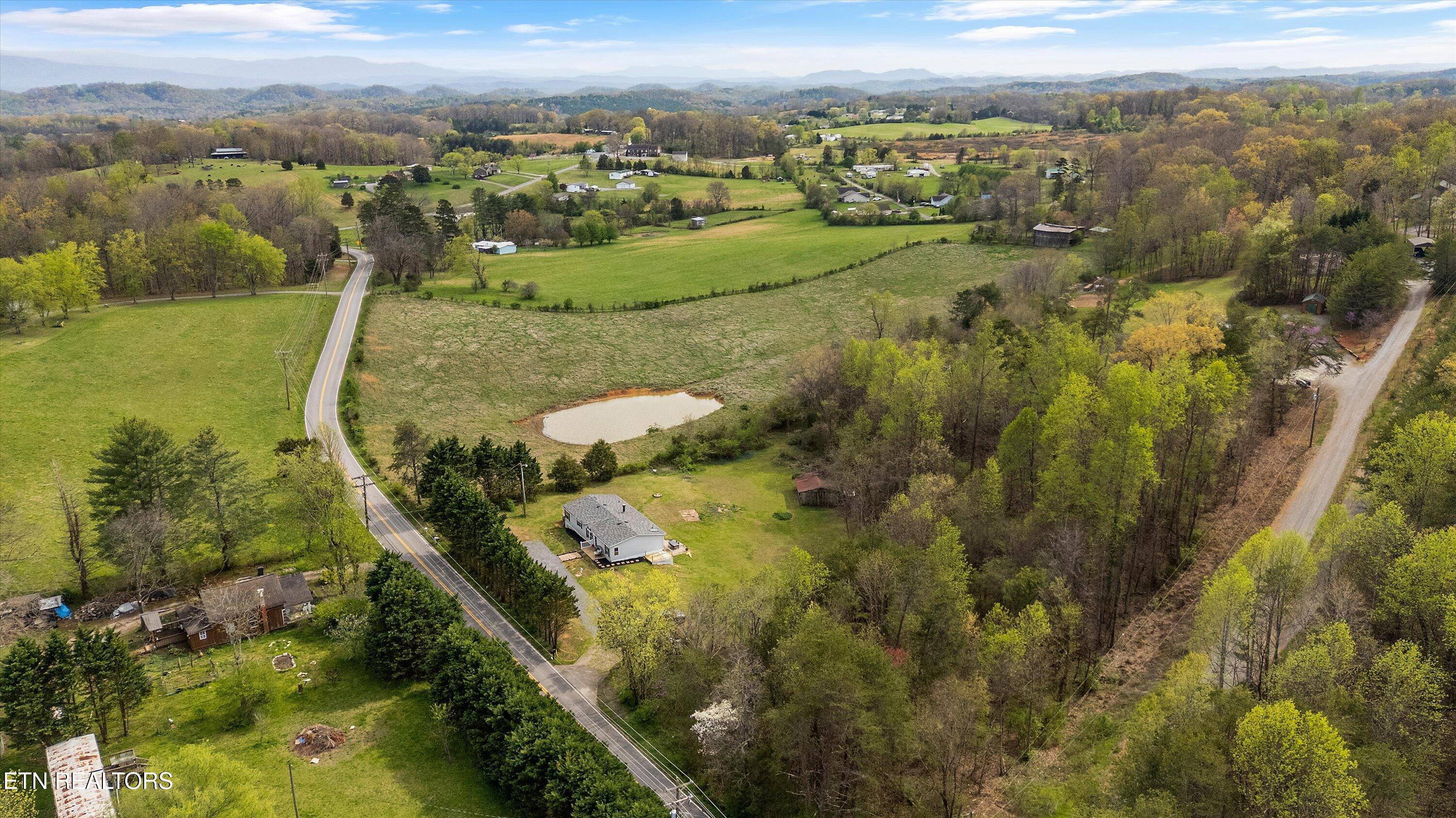 541 Thompson Bridge Road Maryville, TN 37801 - Photo 36 of 39 39-541 Thompson Bridge Rd39
