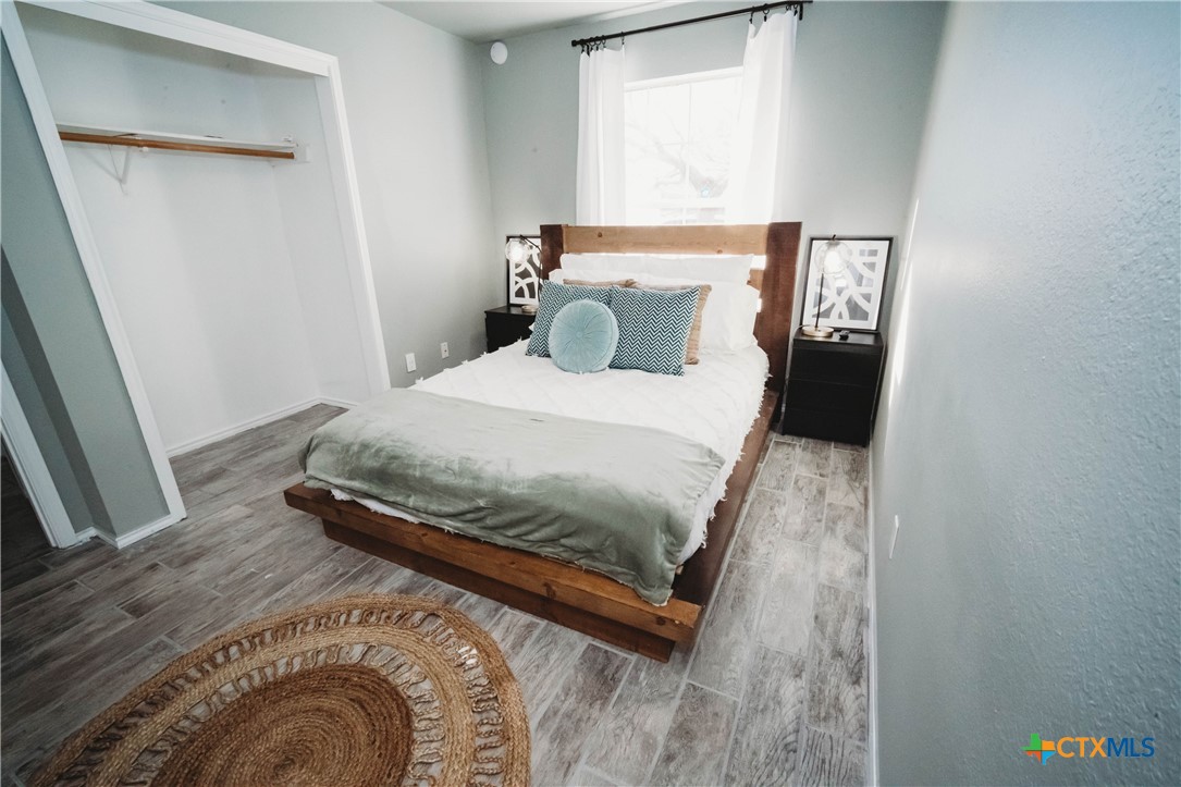 2607 Rampart Loop Killeen, TX 76542 - Photo 24 of 34 a bedroom with a bed and window