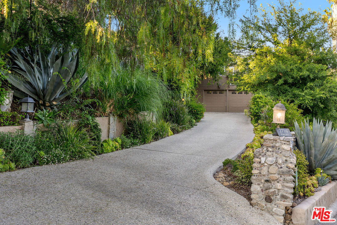2716 Halsey Road Topanga, CA 90290 - Photo 32 of 51