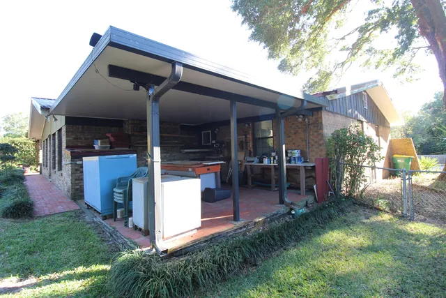 $400,000 | 311 McEwen Drive, Niceville, FL 32578