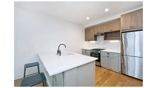 $4,850 | 213 Maujer Street, Unit 7 | Williamsburg