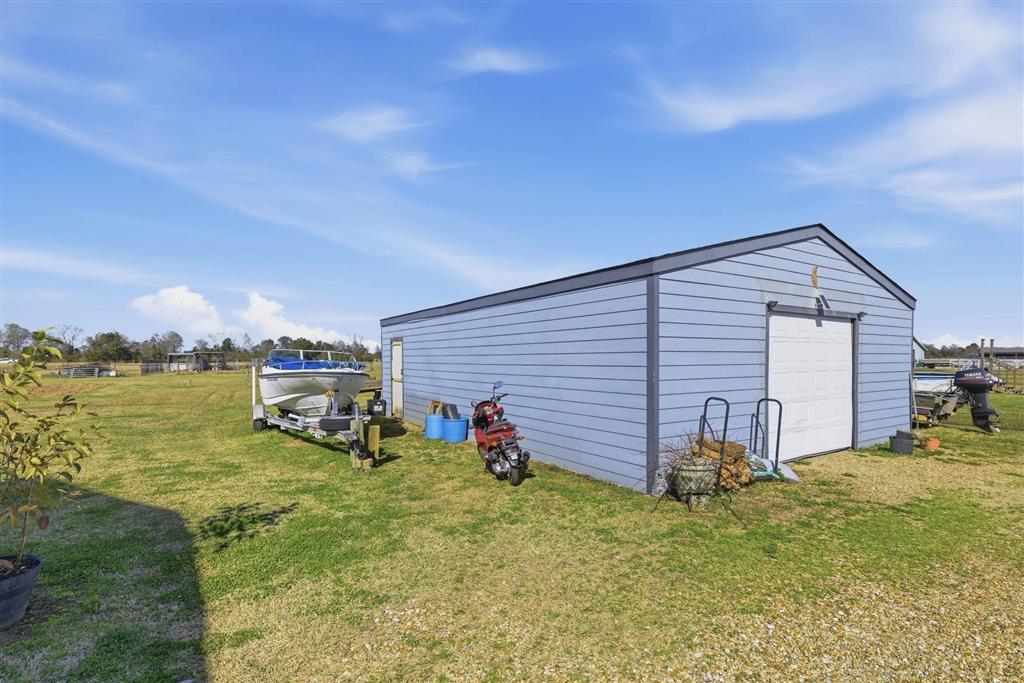 24500 Gillson Road Iowa, LA 70647 - Photo 16 of 23