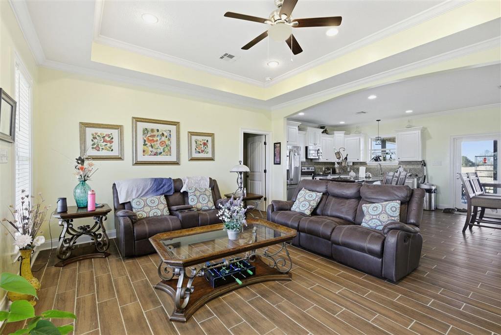 24500 Gillson Road Iowa, LA 70647 - Photo 4 of 23