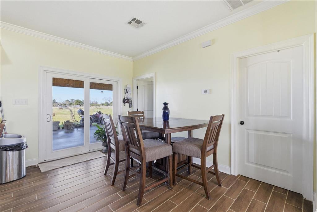 24500 Gillson Road Iowa, LA 70647 - Photo 6 of 23