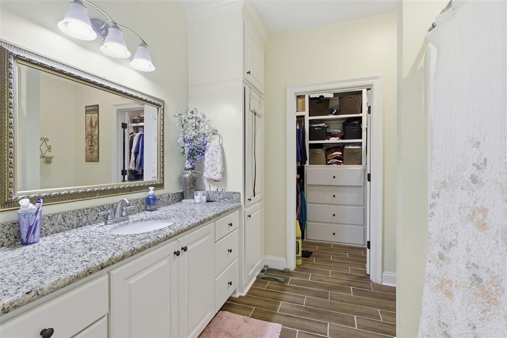 24500 Gillson Road Iowa, LA 70647 - Photo 10 of 23