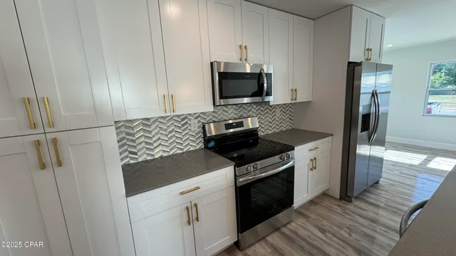 $1,900 | 212 North Cove Boulevard, Panama City, FL 32401