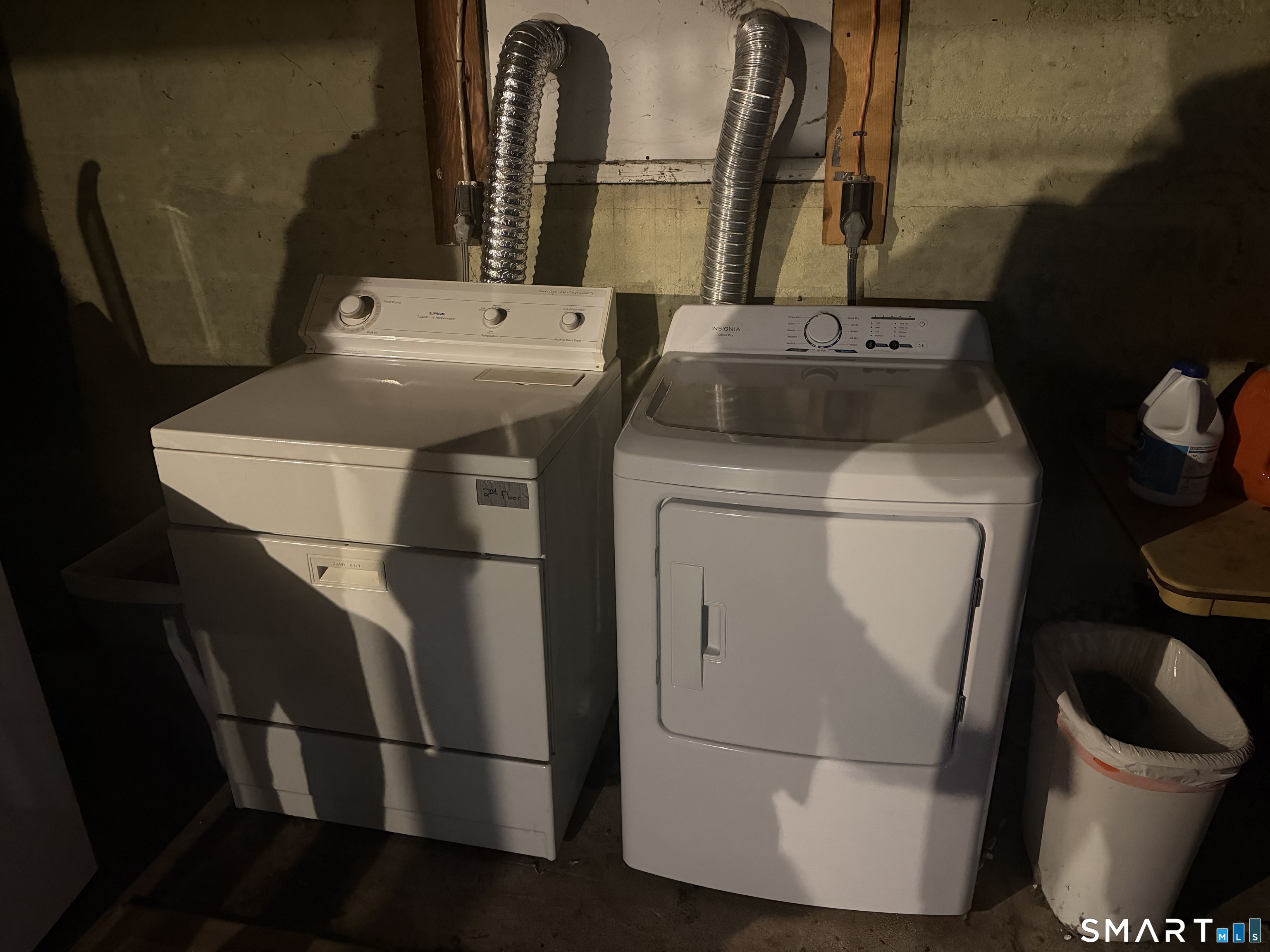 65 Burr Street West Hartford, CT 06107 - Photo 11 of 11 a utility room with dryer and washer