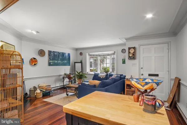$2,850 | 220 North St Asaph Street, Unit 20, Alexandria, VA 22314