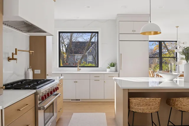 $1,104,000 | 3447 Falcon Circle Northwest, Prior Lake, MN 55372