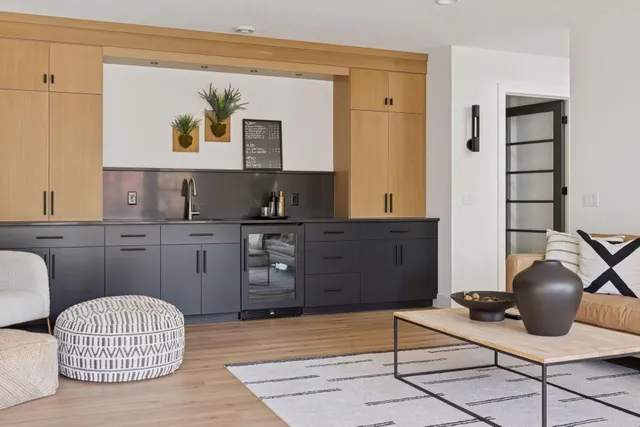 $1,104,000 | 3447 Falcon Circle Northwest, Prior Lake, MN 55372