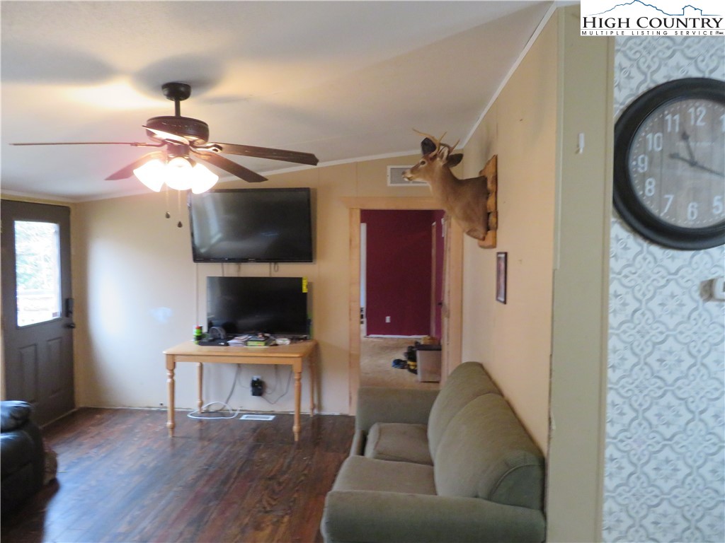 172 Huffman Road Vilas, NC 28692 - Photo 13 of 38 Gallery Image 13