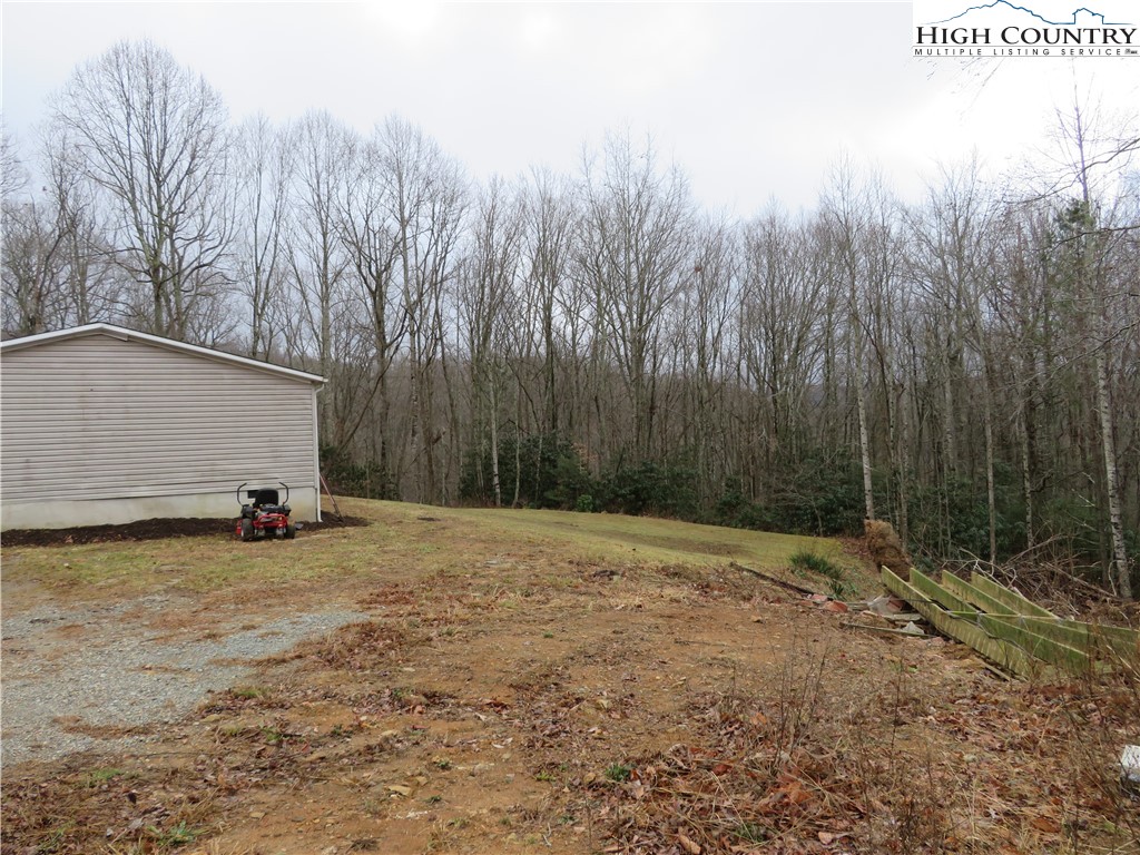 172 Huffman Road Vilas, NC 28692 - Photo 2 of 38 Gallery Image 2
