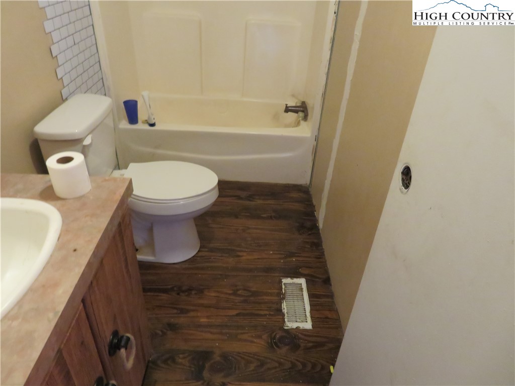 172 Huffman Road Vilas, NC 28692 - Photo 33 of 38 Gallery Image 33