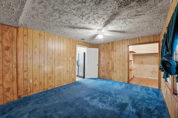 $215,000 | 2109 Gentry Street, Houston, TX 77009