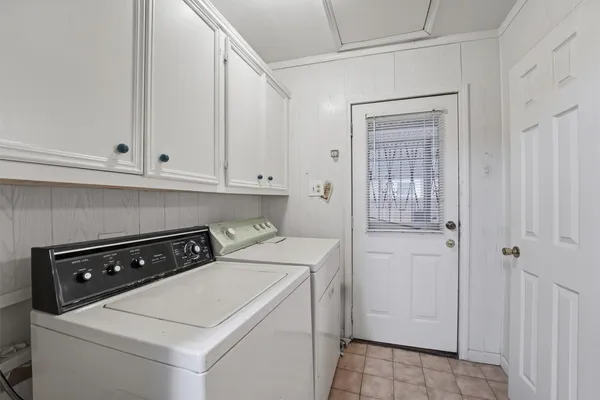 $215,000 | 2109 Gentry Street, Houston, TX 77009