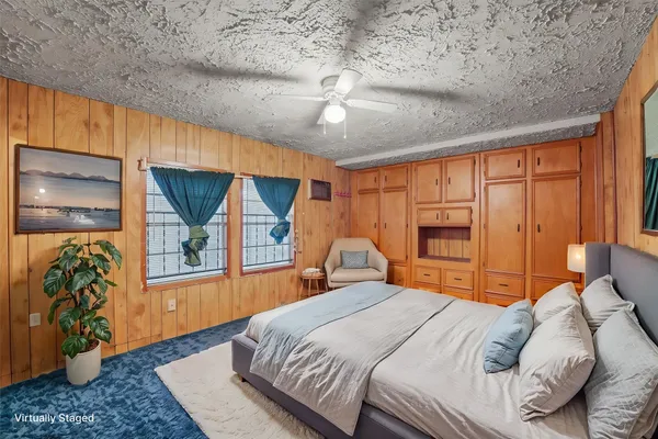 $215,000 | 2109 Gentry Street, Houston, TX 77009