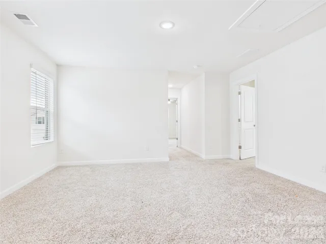 $2,550 | 3941 Woodland View Drive, Charlotte, NC 28215