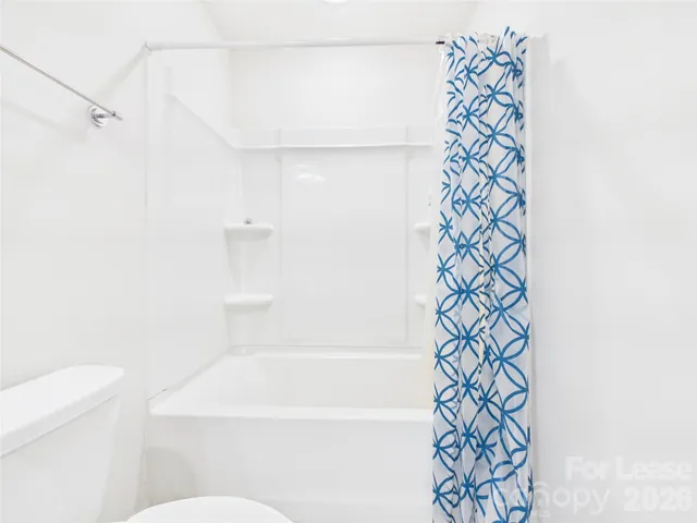 $2,550 | 3941 Woodland View Drive, Charlotte, NC 28215