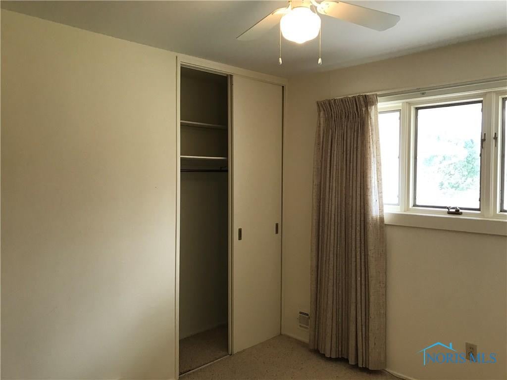 4848 Elmhurst Road Toledo, OH 43613 - Photo 16 of 25 Gallery Image 16