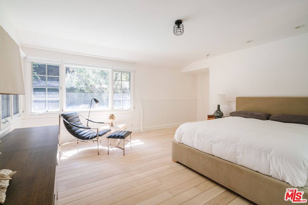 1755 Old Ranch Road Los Angeles, CA 90049 - Photo 38 of 46