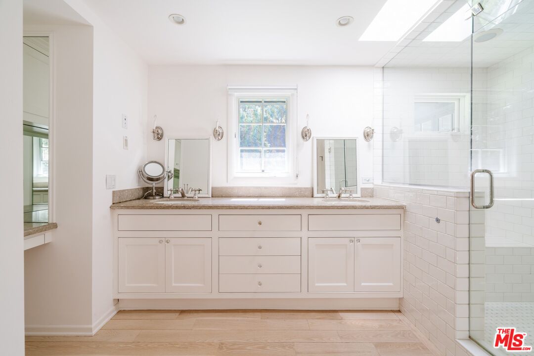 1755 Old Ranch Road Los Angeles, CA 90049 - Photo 39 of 46