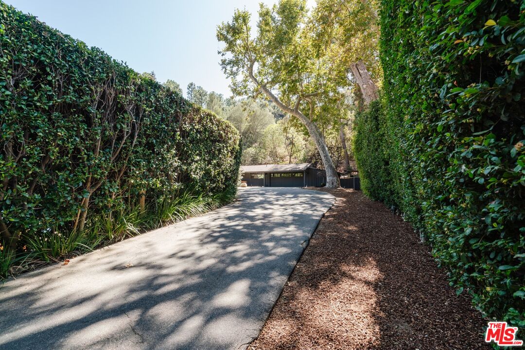 1755 Old Ranch Road Los Angeles, CA 90049 - Photo 45 of 46