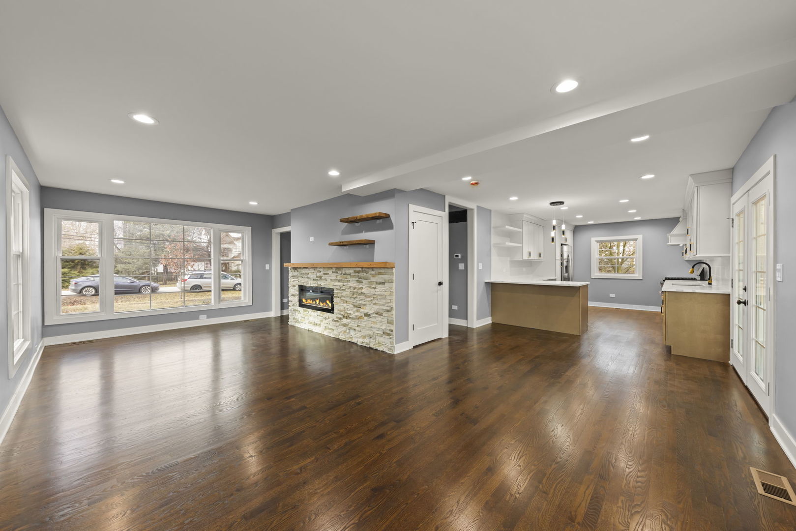 6503 Ridge Road Willowbrook, IL 60527 - Photo 8 of 30 Gallery Image 8