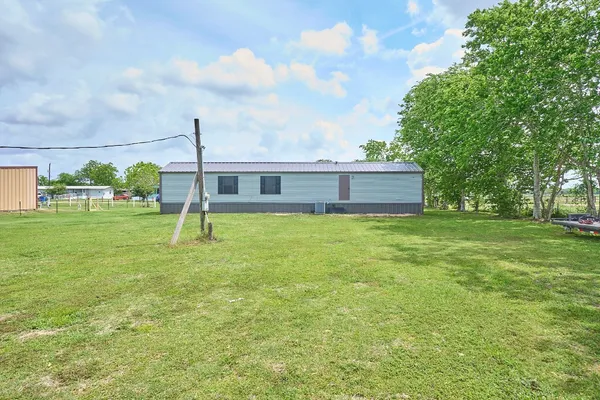 $185,000 | 1003 Nunez Street, Beasley, TX 77417
