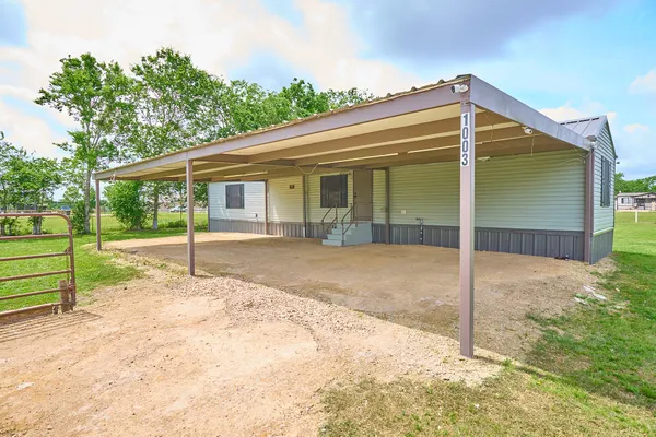 $185,000 | 1003 Nunez Street, Beasley, TX 77417