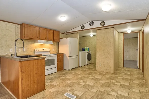 $185,000 | 1003 Nunez Street, Beasley, TX 77417