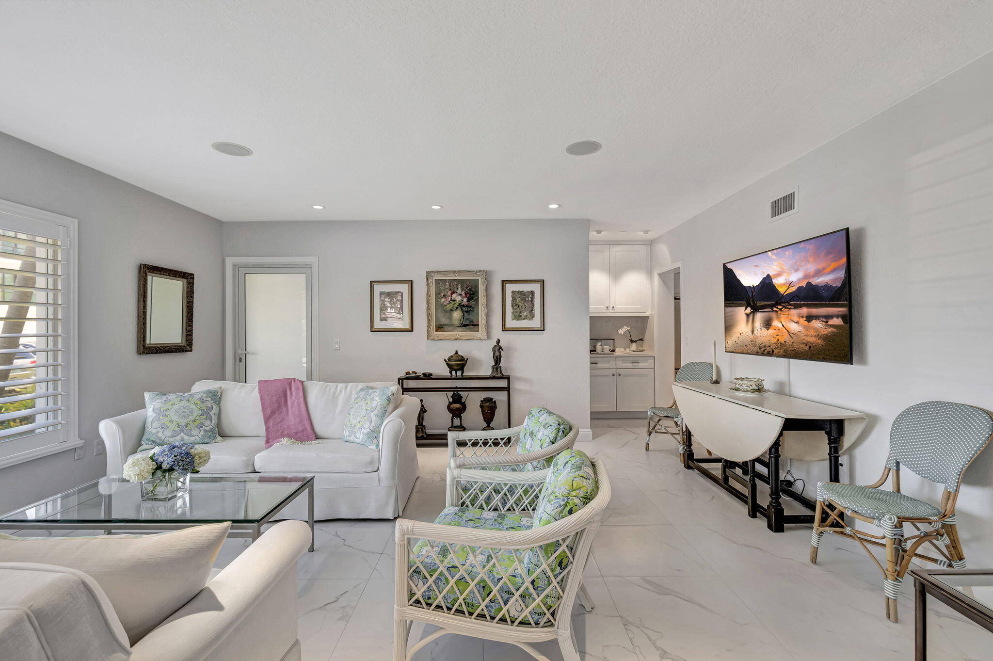 990 Casuarina Road, Unit 4 Delray Beach, FL 33483 - Photo 13 of 28 31-web-or-mls-DSC_0907