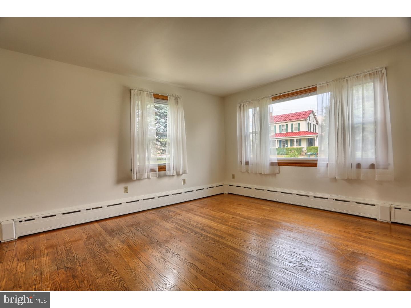 117 Lyons Road Mertztown, PA 19539 - Photo 5 of 16 Gallery Image 5