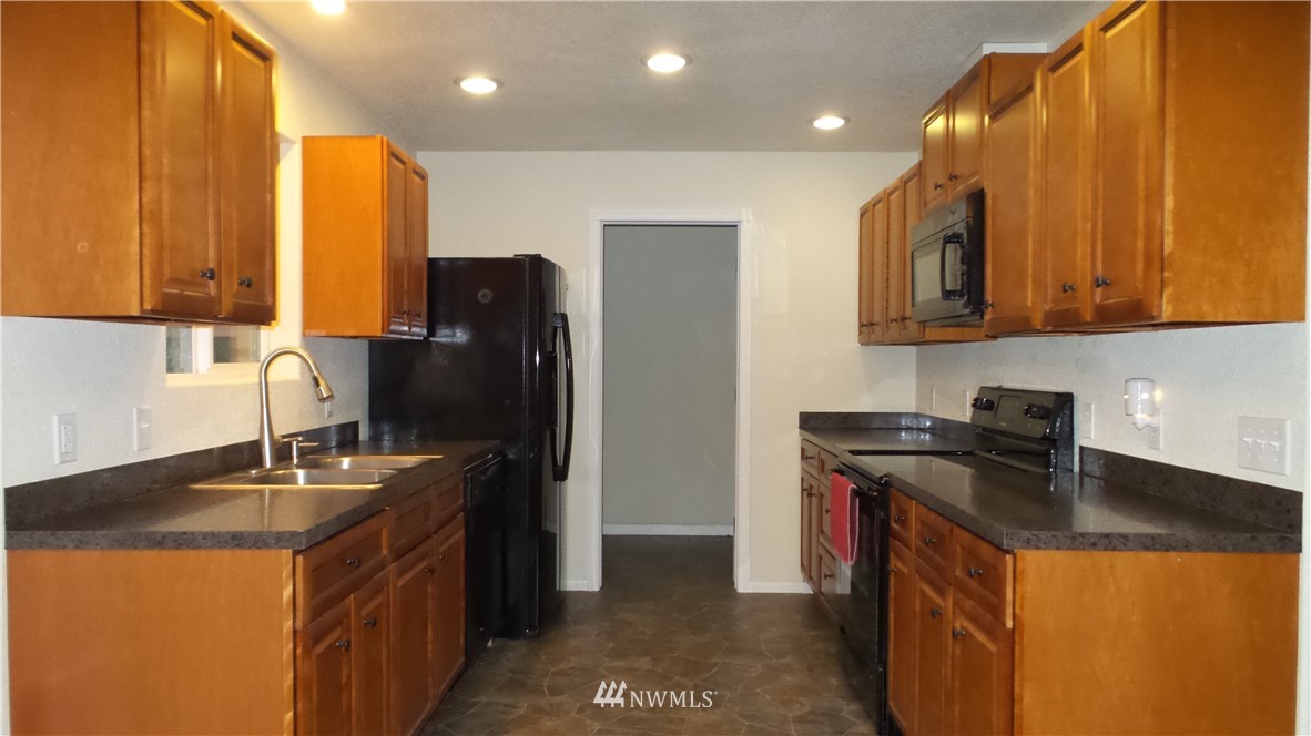 101 West Prairie Loop Road Elma, WA 98541 - Photo 9 of 18 Gallery Image 9