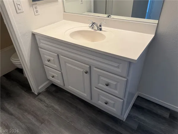 $1,140 | 5206 Golden Lane, Unit B, Las Vegas, NV 89119
