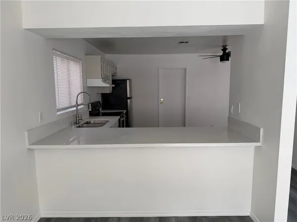 $1,140 | 5206 Golden Lane, Unit B, Las Vegas, NV 89119
