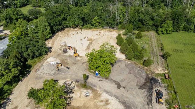 $2,400,000 | 29433 Juban Road, Denham Springs, LA 70726