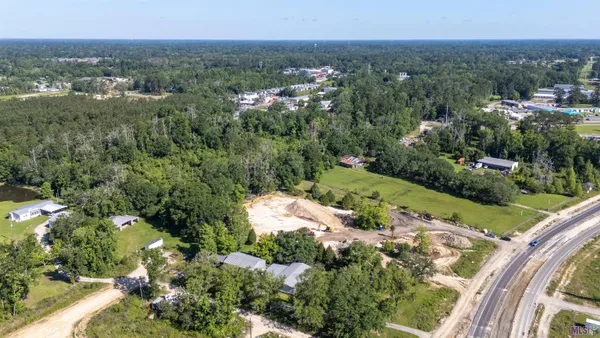 $2,400,000 | 29433 Juban Road, Denham Springs, LA 70726
