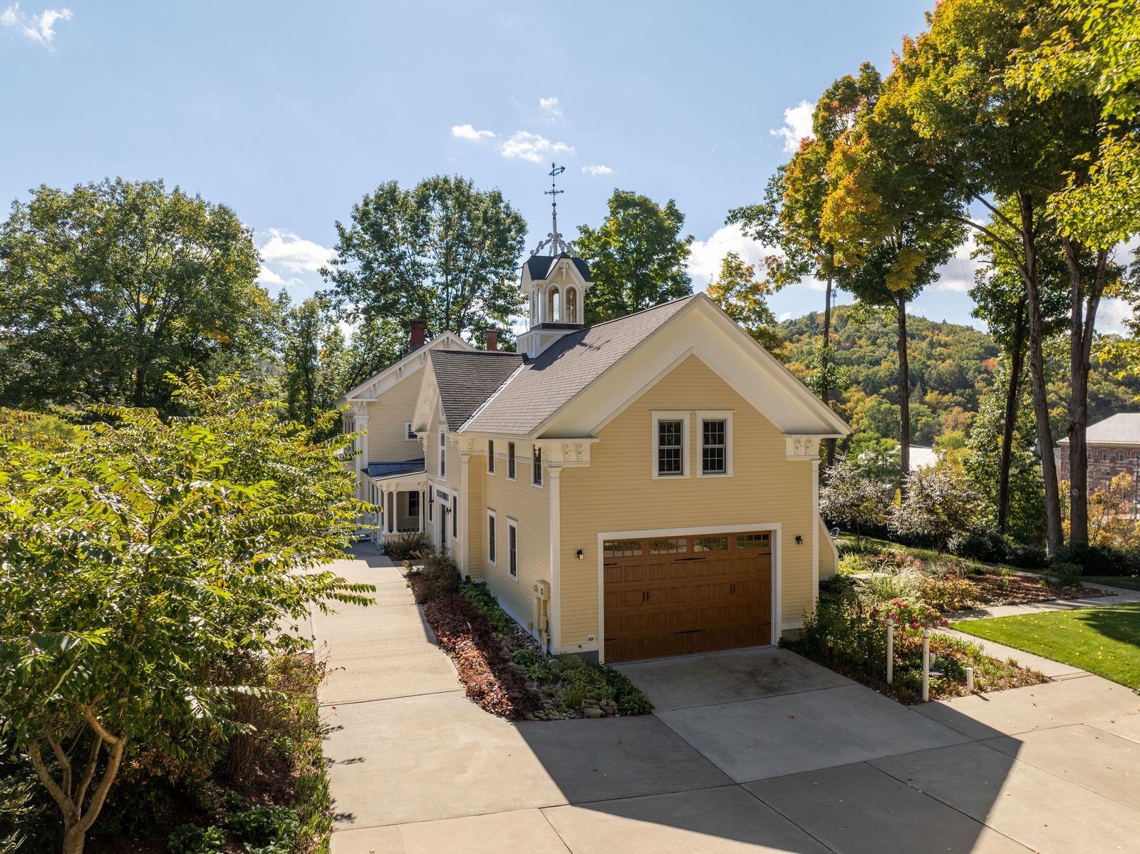 11 Cream Pot Hill Road Hinsdale, NH 03451 - Photo 6 of 59