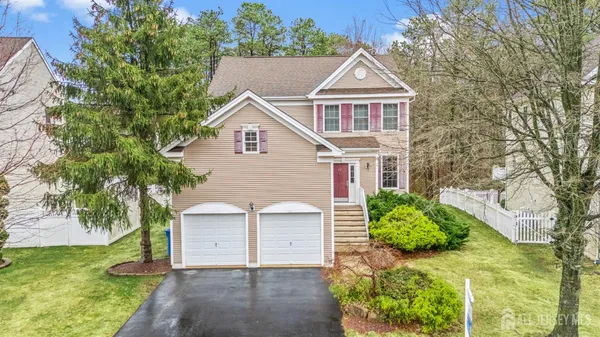 $850,000 | 28 Walden Court, Old Bridge, NJ 08857