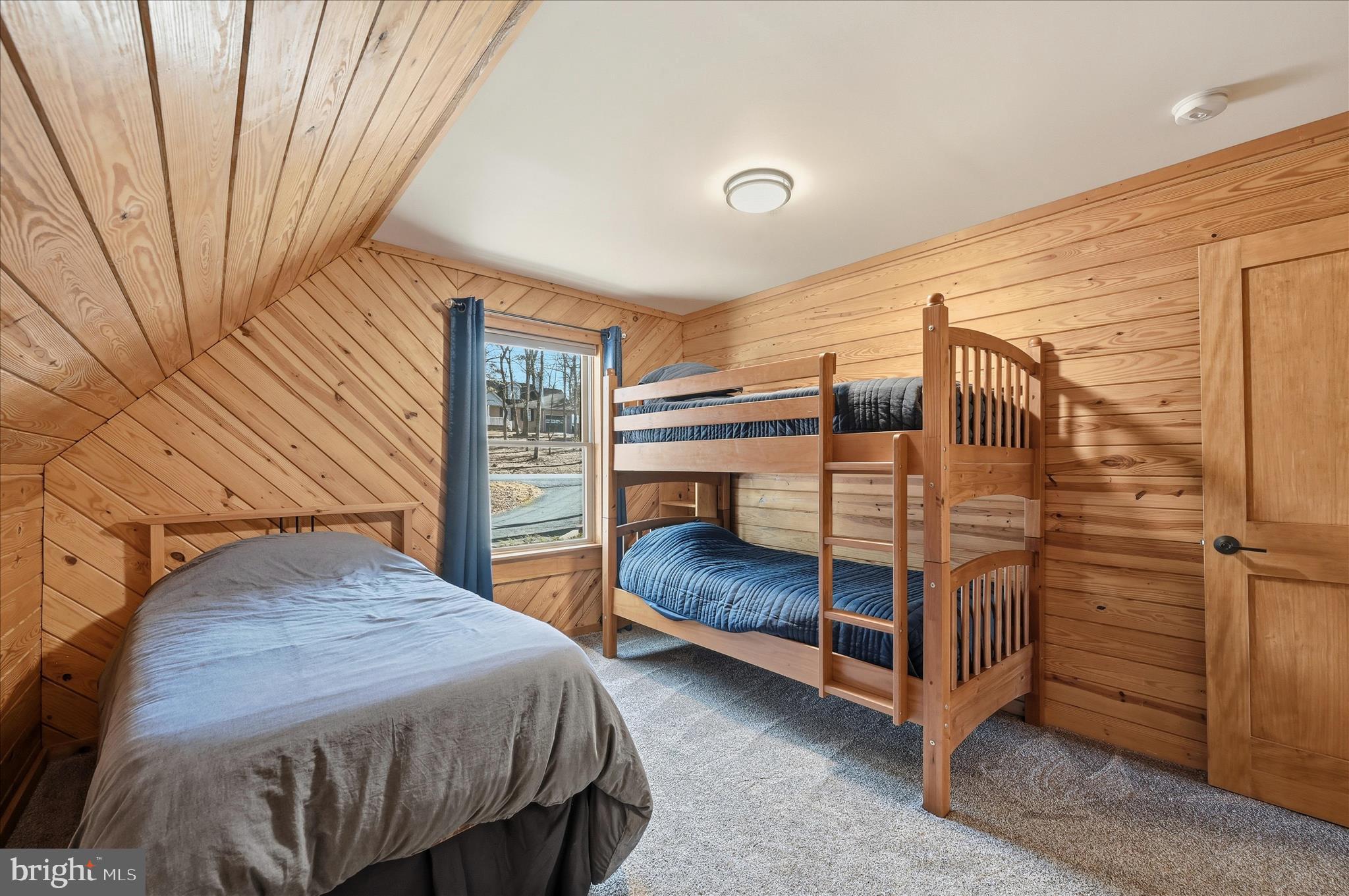 241 Sunset Circle Cross Junction, VA 22625 - Photo 41 of 98 Second bedroom