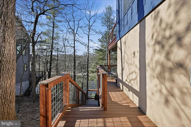 $774,900 | 241 Sunset Circle, Cross Junction, VA 22625