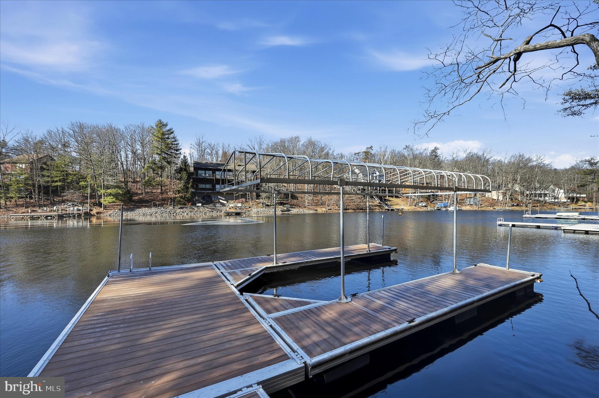 241 Sunset Circle Cross Junction, VA 22625 - Photo 57 of 98 Ready for your boat!
