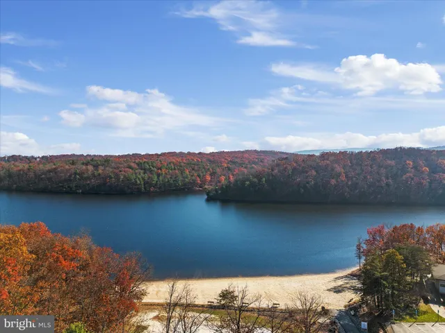 $774,900 | 241 Sunset Circle, Cross Junction, VA 22625